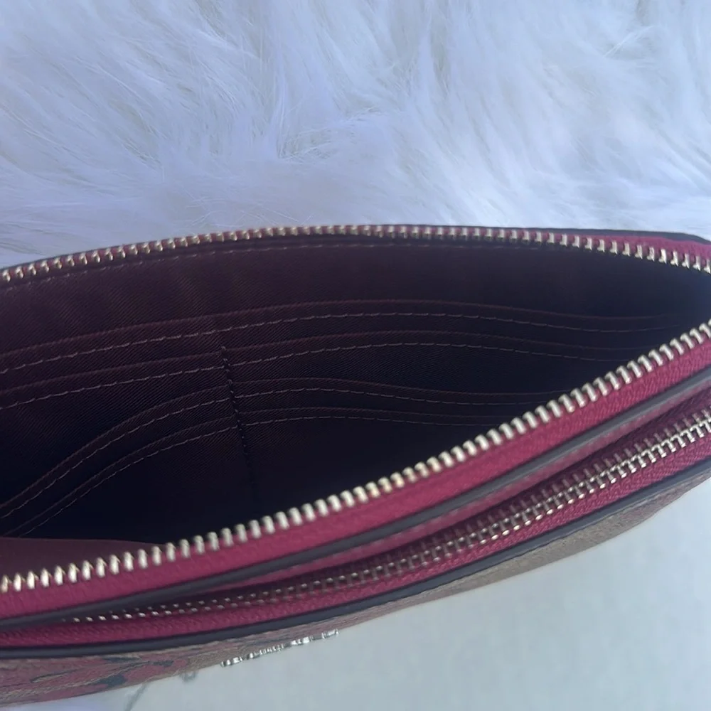 New COACH Double Zip Wallet In Signature Canvas With Bow Print - Picture 10 of 11